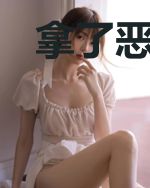 拿了恶毒女配剧本后,我爆红了