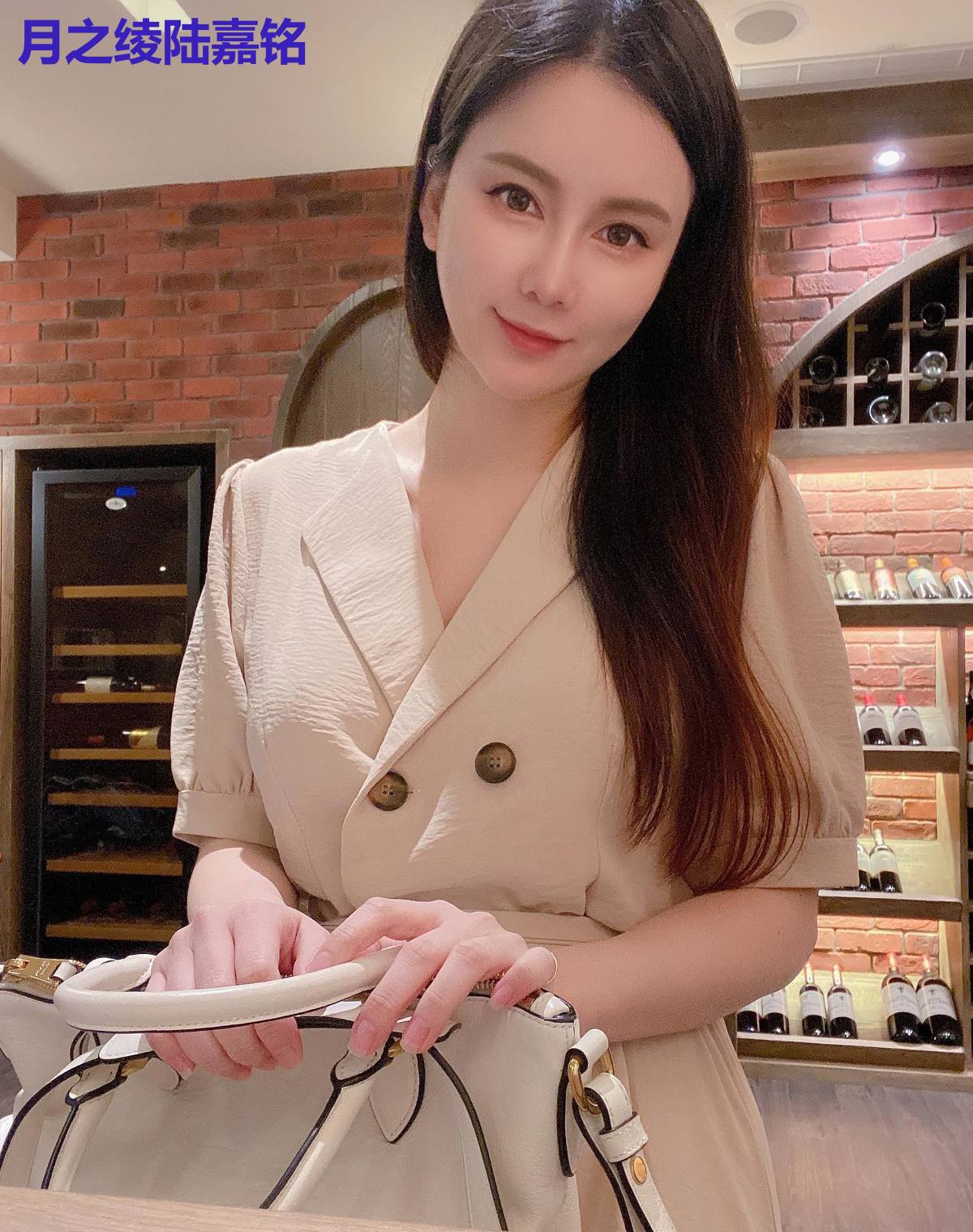 月之绫陆嘉铭