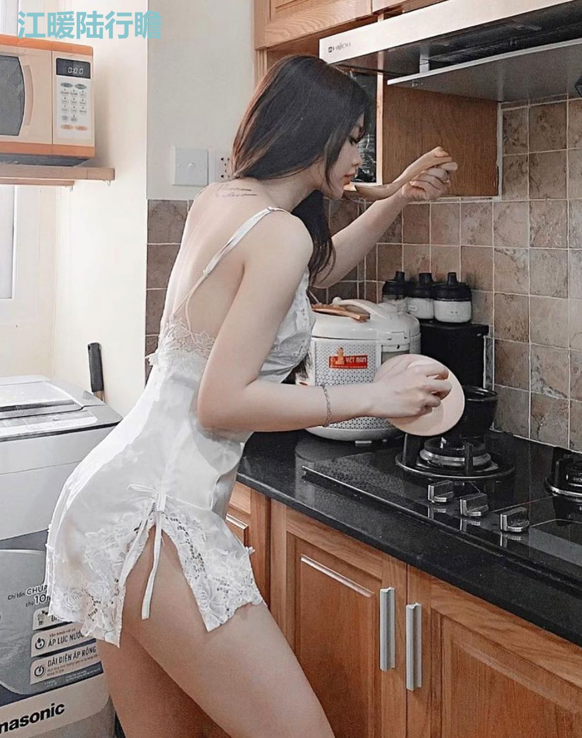 江暖陆行瞻