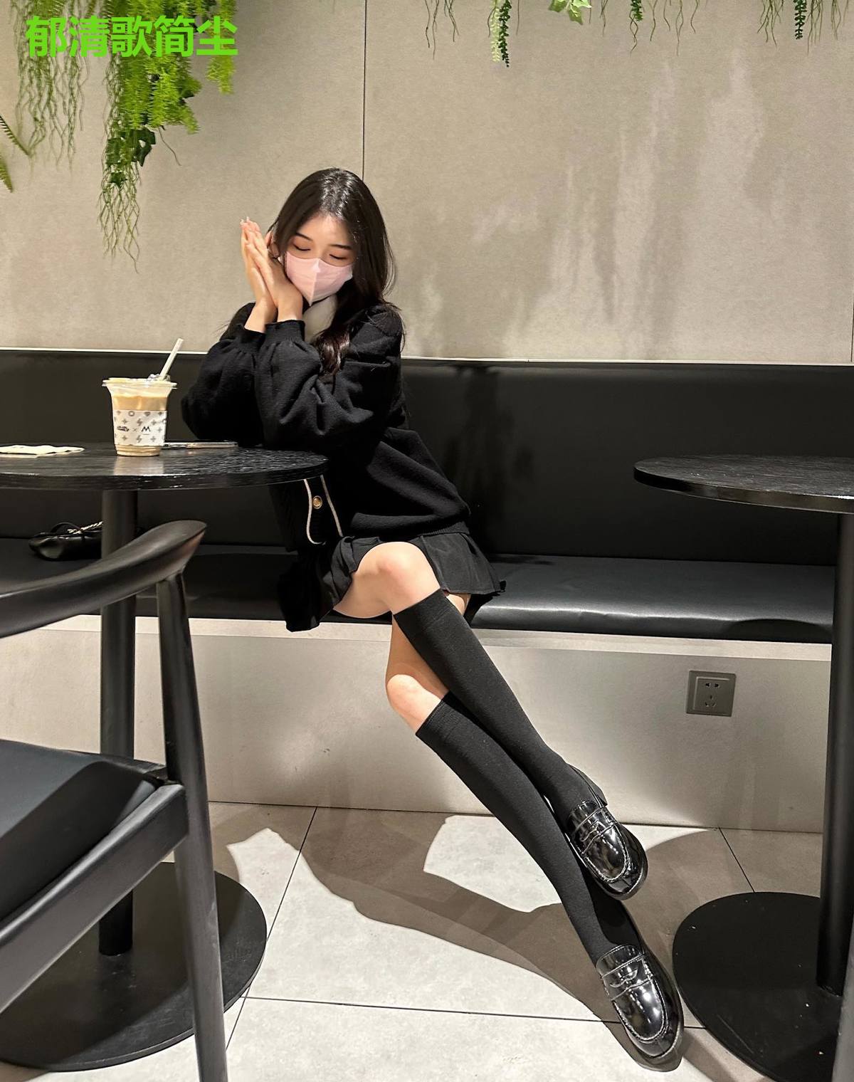 郁清歌简尘